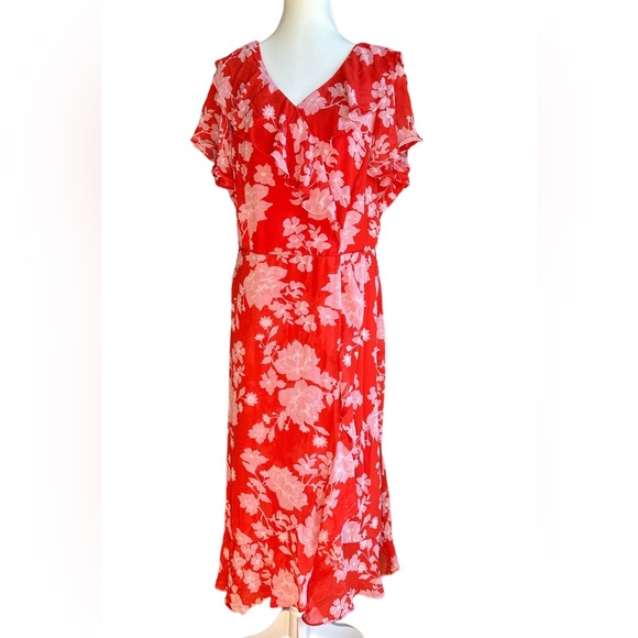 Autograph Dresses & Skirts - Autograph Red floral Size 16 - New no tag